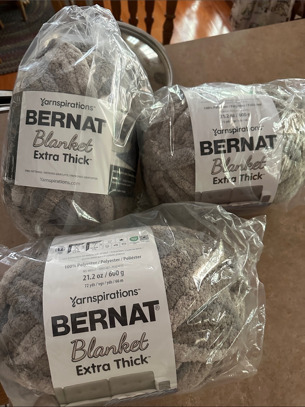 Blanket Extra Thick Plush Yarn - Gray